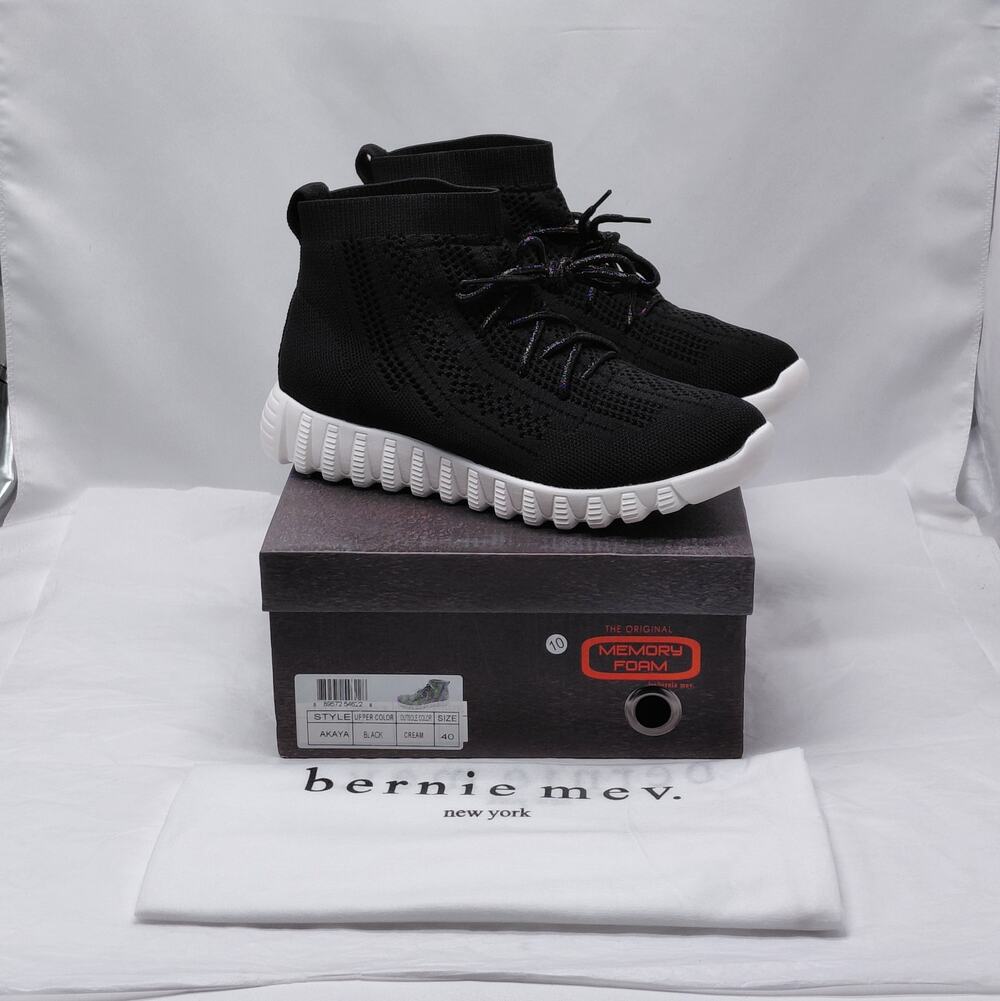 Bernie Mev Womens Sneakers Size 40 Black Knit Comfort Stretch Sporty Chic